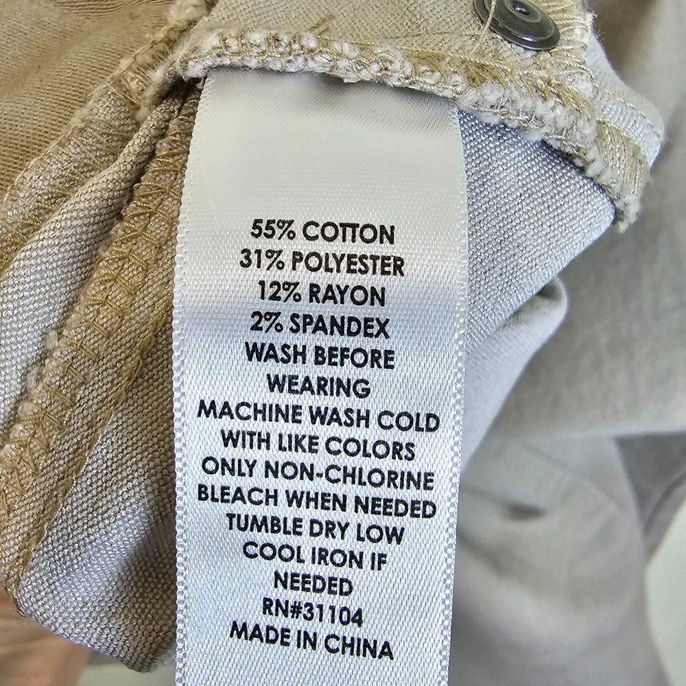 Kim Rogers Khaki Capri Pull-On Pants Size 8 - Picture 5 of 6